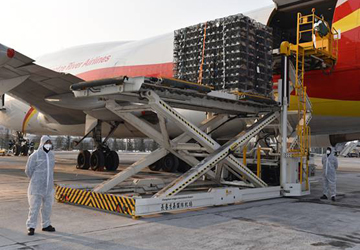 长春机场首次完成大吨位活体动物全货机保障