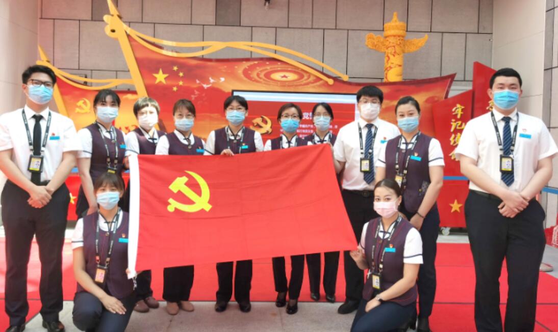 细致入微抗疫情  全力以赴护生命