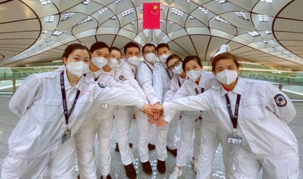 巾帼不坠青云志 百舸竞流勇争先