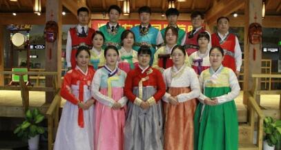 建功立业树标兵 巾帼风采绽芳华