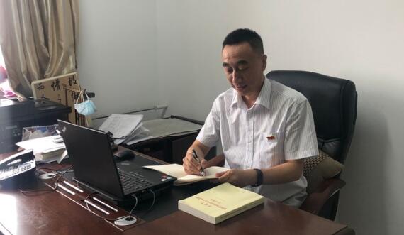 砥砺坚守  为公奉献  做行业守护者