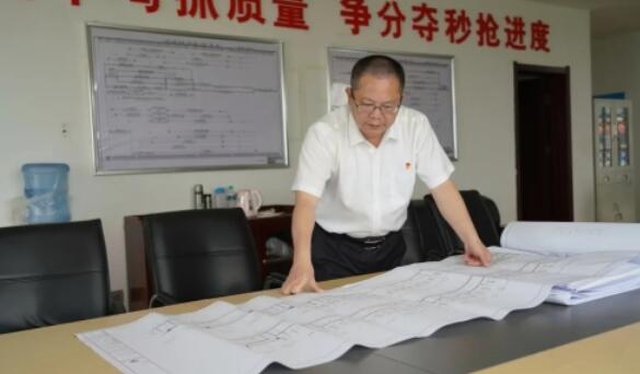 真抓实干践初心 干事创业担使命