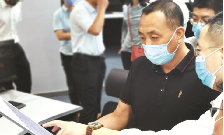 常怀报国志  何处不为家