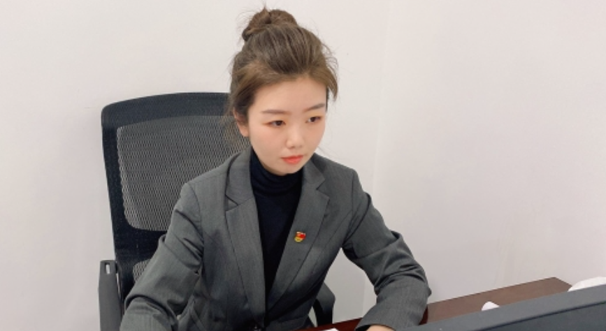 记鸡西机场运输服务部副经理任梦