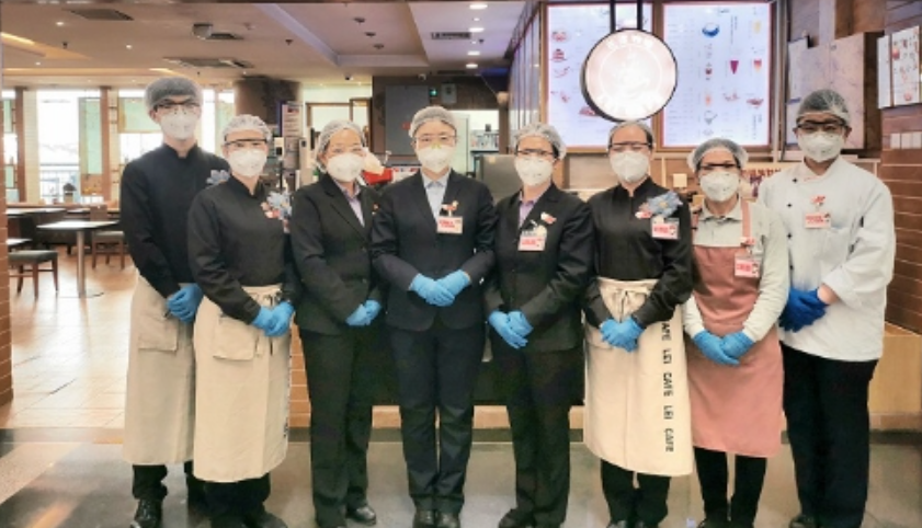 走近它的17岁，倾听花样年华的故事