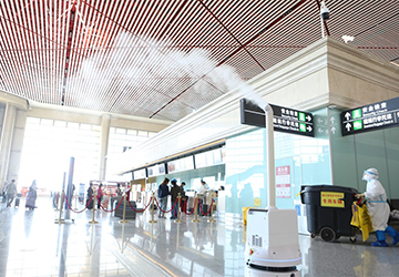 哈尔滨机场上线智能消毒机器人