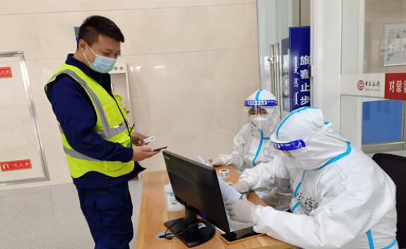 星光不问赶路人