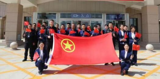 青春心向党  建功新时代