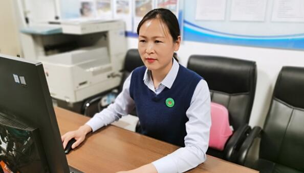 寻访国门之星|牛丽丽：使命在肩 奋斗有我