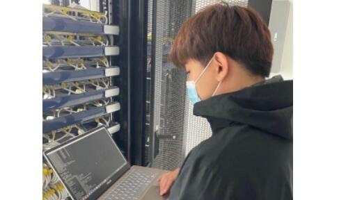 寻访国门之星丨杨毅辉：活跃在大兴机场各个角落的“织网英雄”