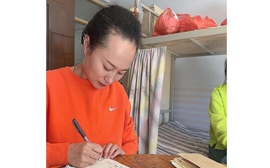 寻访国门之星|赵玛丽：疫情当前 我们共进退