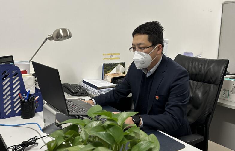 寻访国门之星丨史国君：战“疫”一线 硬核“亮剑”