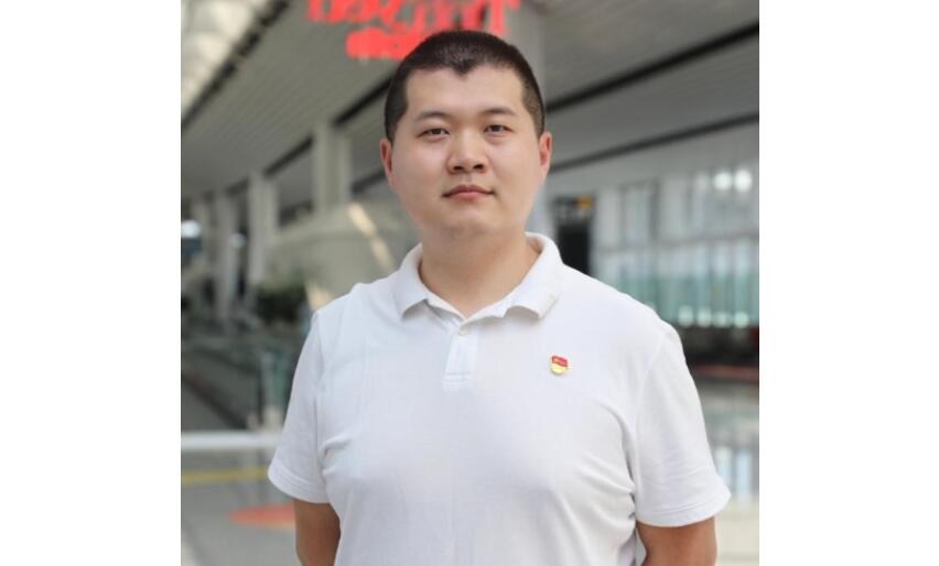 寻访国门之星丨刘昊然：与党同心共奋斗 复兴征程勇担当