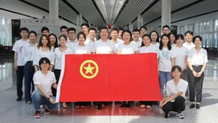 青春心向党 奋斗正当时