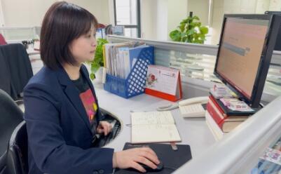 最美国门人丨娄晶静：巾帼不让须眉 专注岗位建功