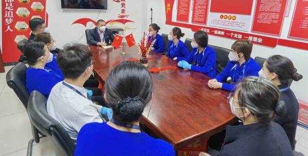 天津滨海机场国内值机党支部：搭建多渠平台　实现党建与创新双翼驱动