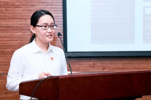 王玥：翱翔在智慧机场的天空之上