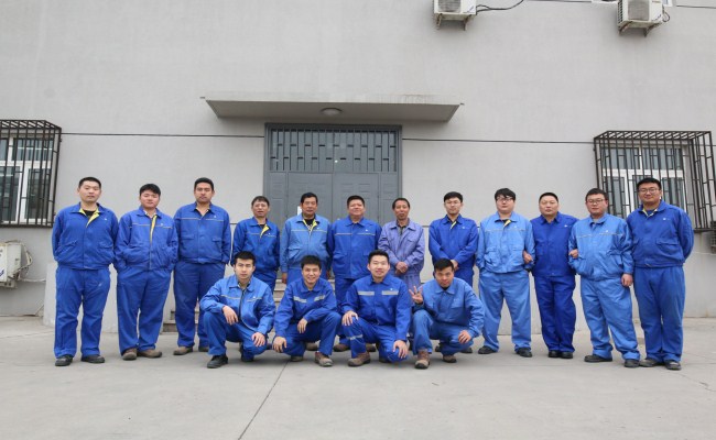 亮电班组集体照1_副本.jpg