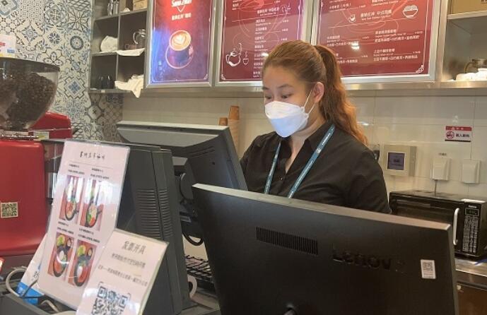 关崇：苦练内功强管理，扎根基层勇担当