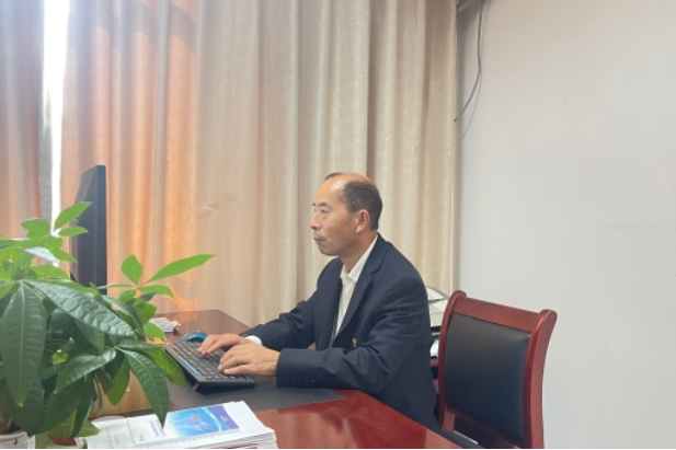 赖晓华：匠心耕耘四十载 民航铸梦谱华章