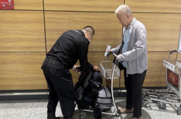 长春机场安全检查部：敬老爱老我先行