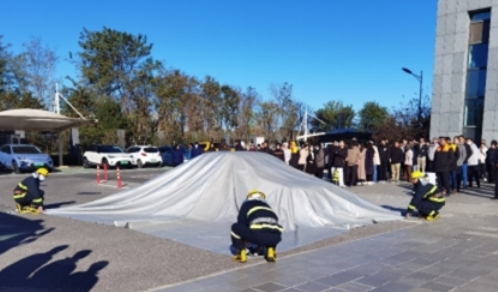 大兴机场新能源车辆专用灭火毯的涅槃之路