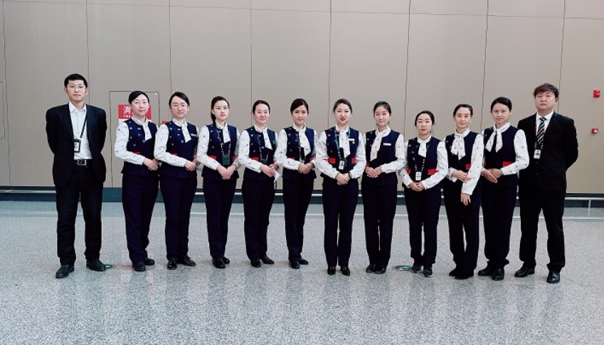 黑龙江机场集团暖情班组：践行真情服务 岗位建功立业