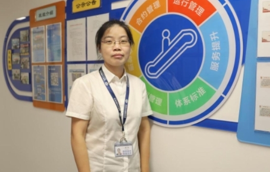 徐林：行李系统有个铁姑娘