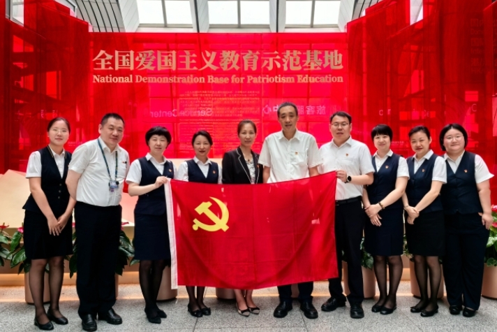 地服公司客运部党总支：强化党建引领，筑梦美好出行