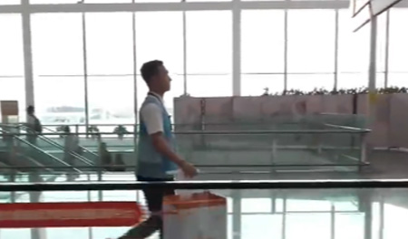 登机口边点外卖，多家店铺供您选择，快试试大兴机场“兴先送”吧