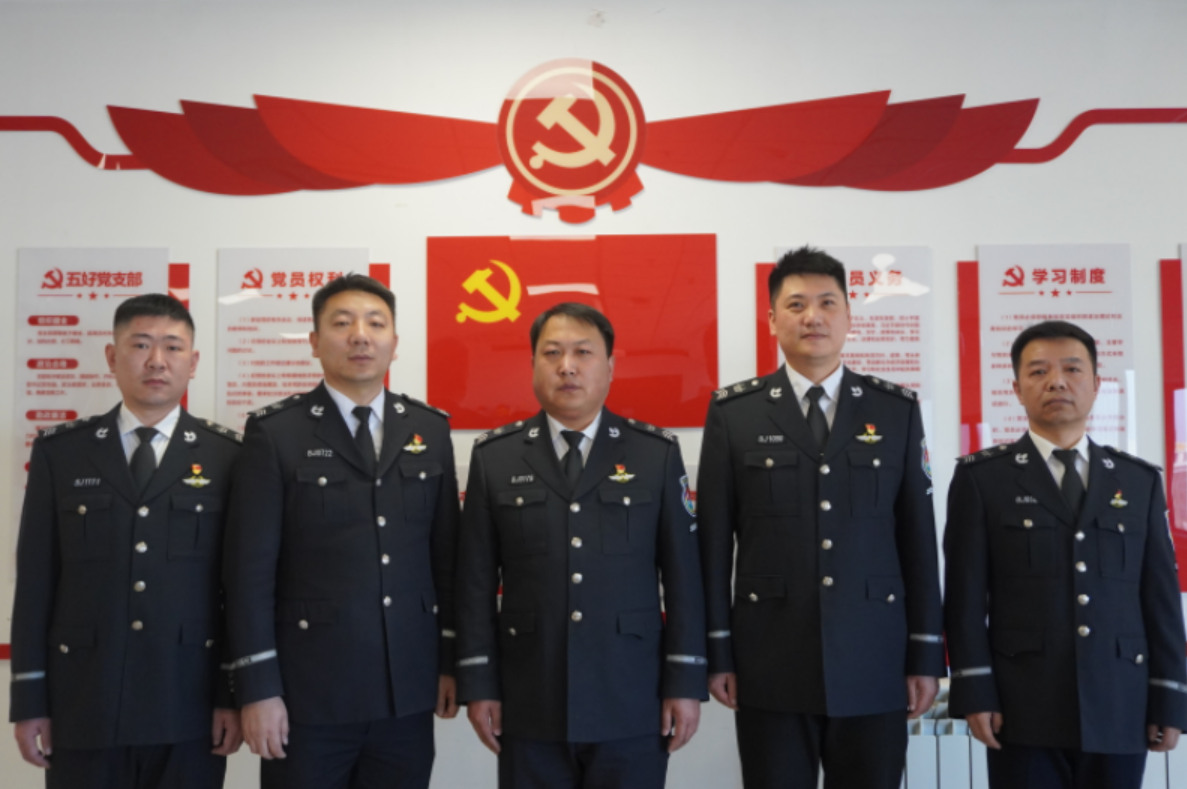 安保公司大兴机场分公司货邮科党支部：“三颗红心”激发“红色动能”