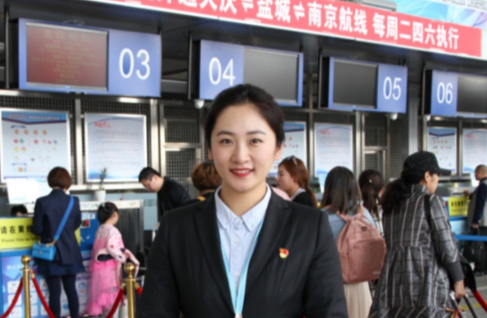 大庆机场隋鸽：以心为炬映长空 十六载深耕筑服务