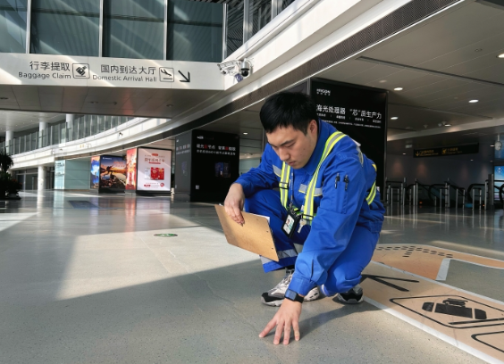 天津滨海机场薛瀚林：青春筑梦国门 匠心守护旅程