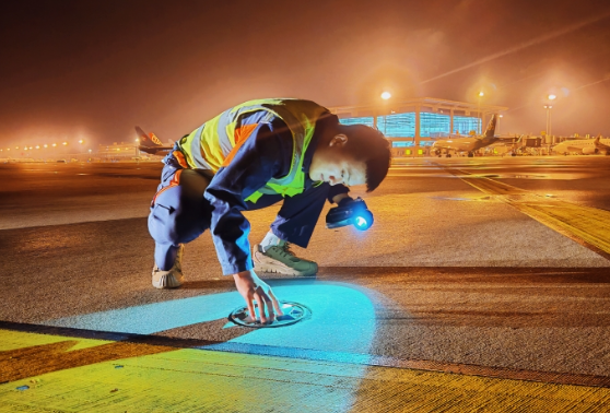 石家庄机场刘忠新：星光下的掌灯人  创新路上的追光者