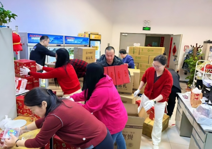 新春走基层|餐饮公司技术采购部：载满“新春购物车”