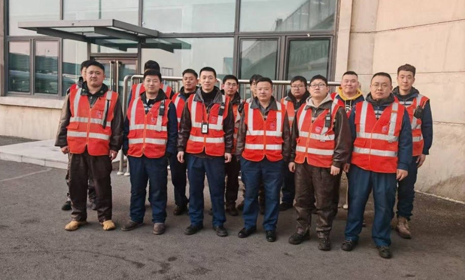国门榜样|哈尔滨机场机务保障部启航班组：以匠心守安全 以初心赴新程